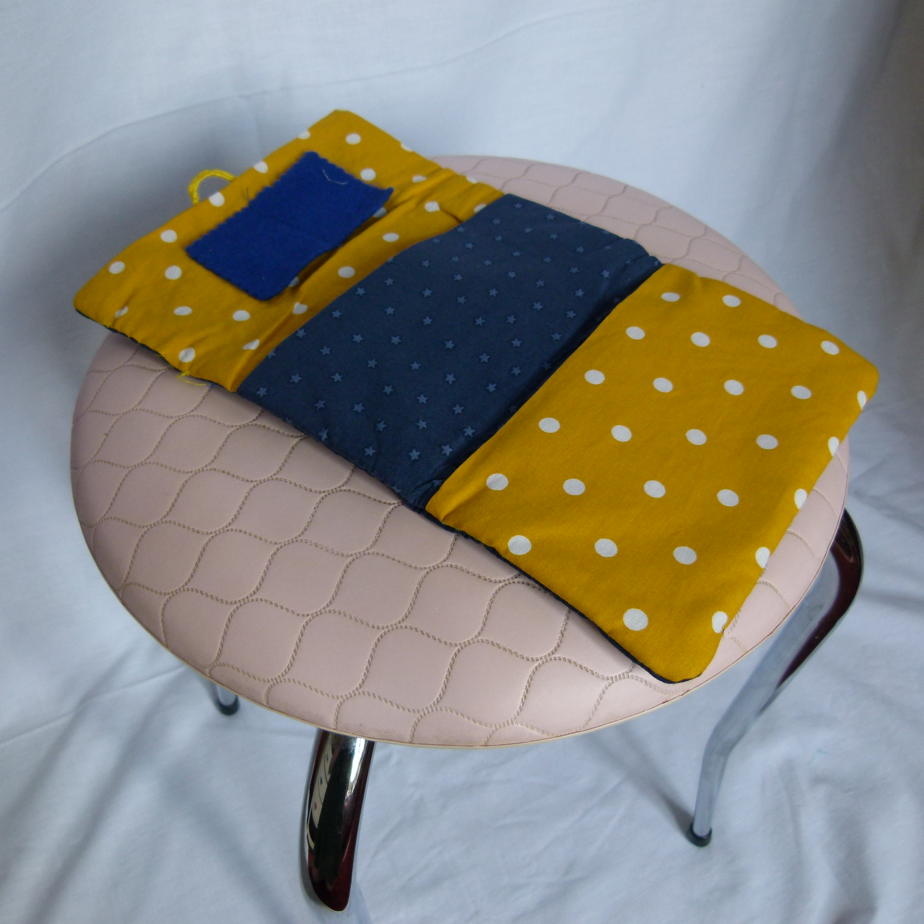 image représentant : Pochette couture