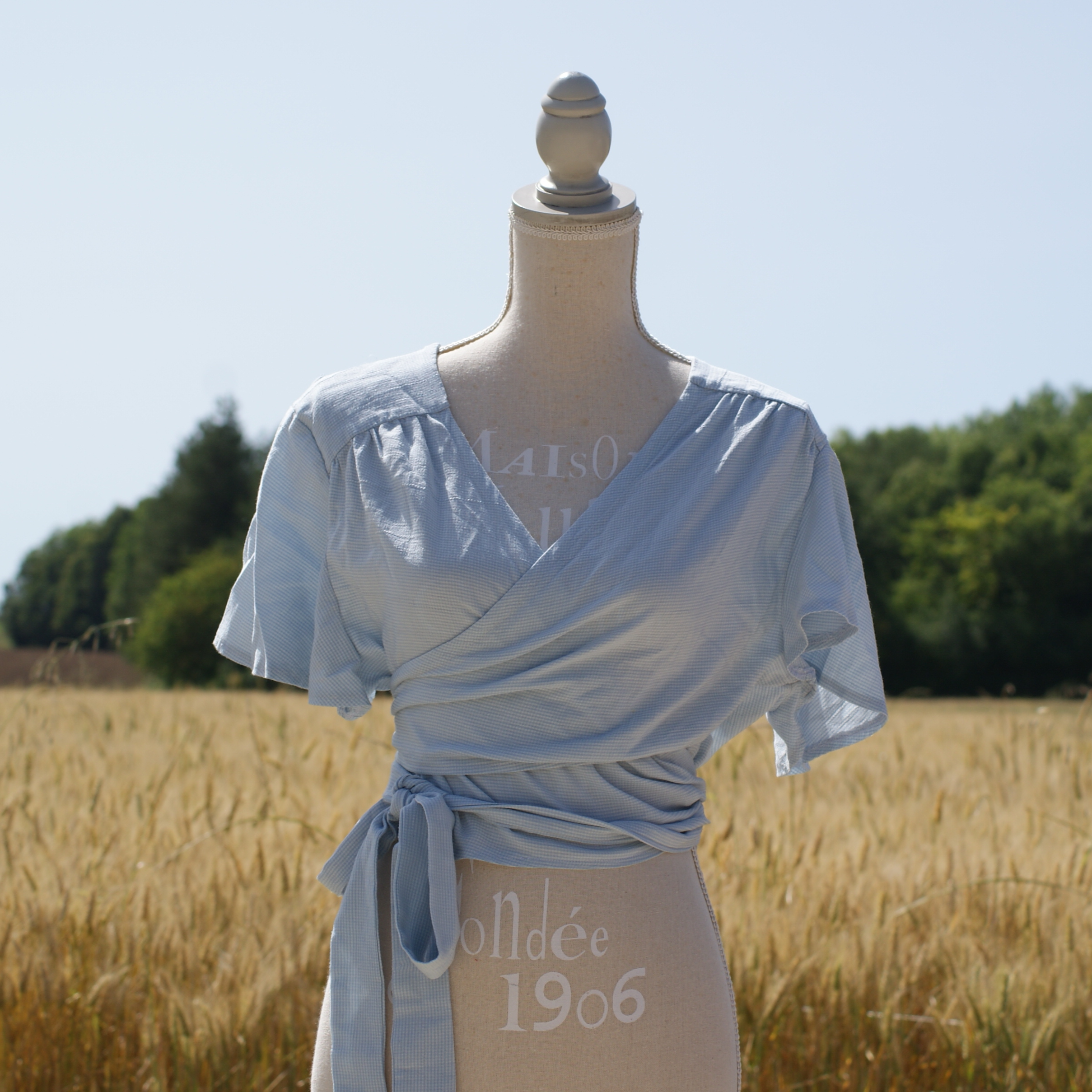 image représentant : Haut de la robe Eve