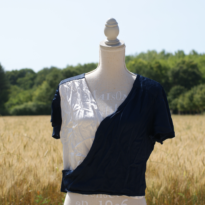 image représentant : Haut de la robe Eve